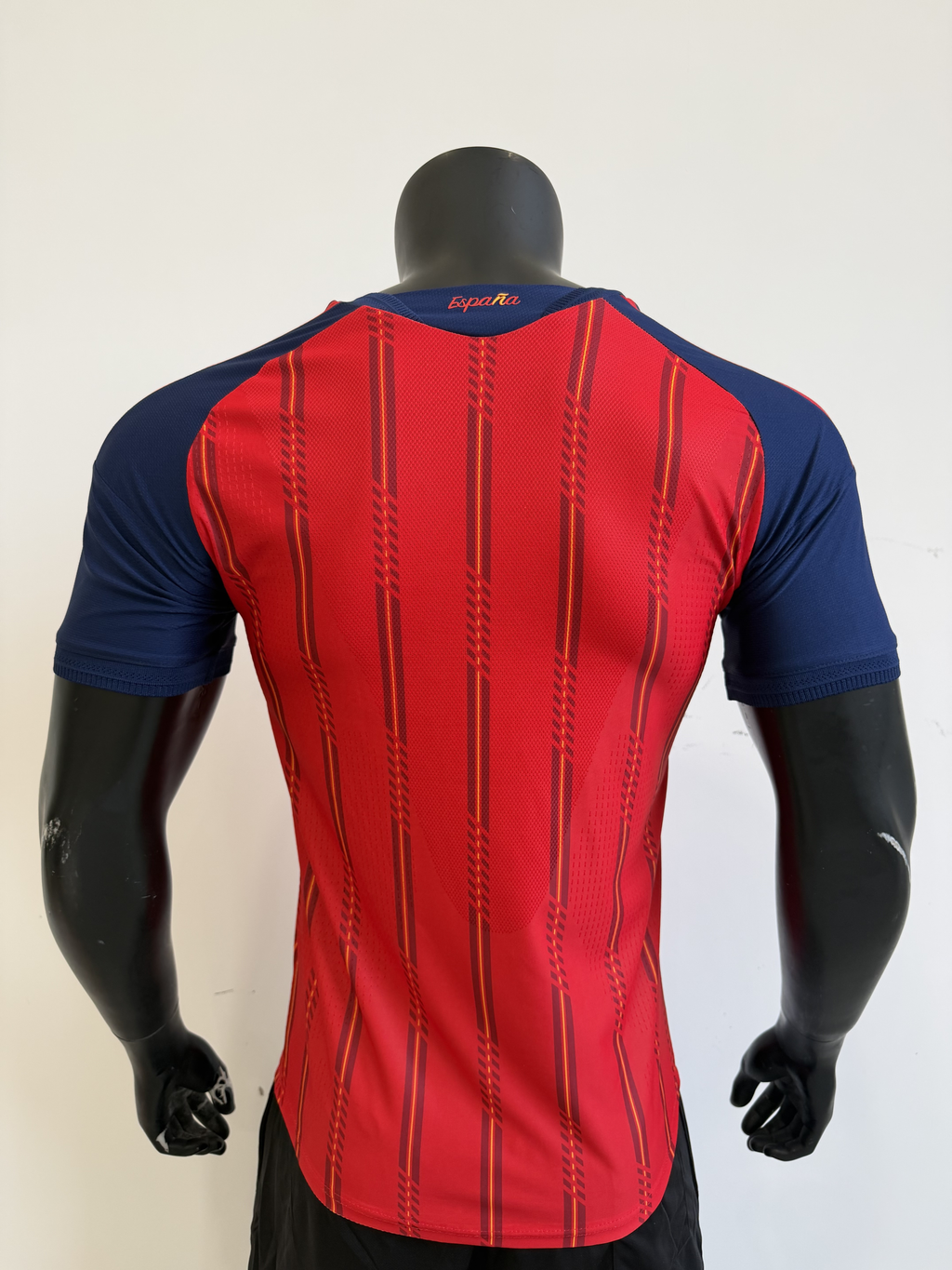 Camiseta España, Local Mundial 2026