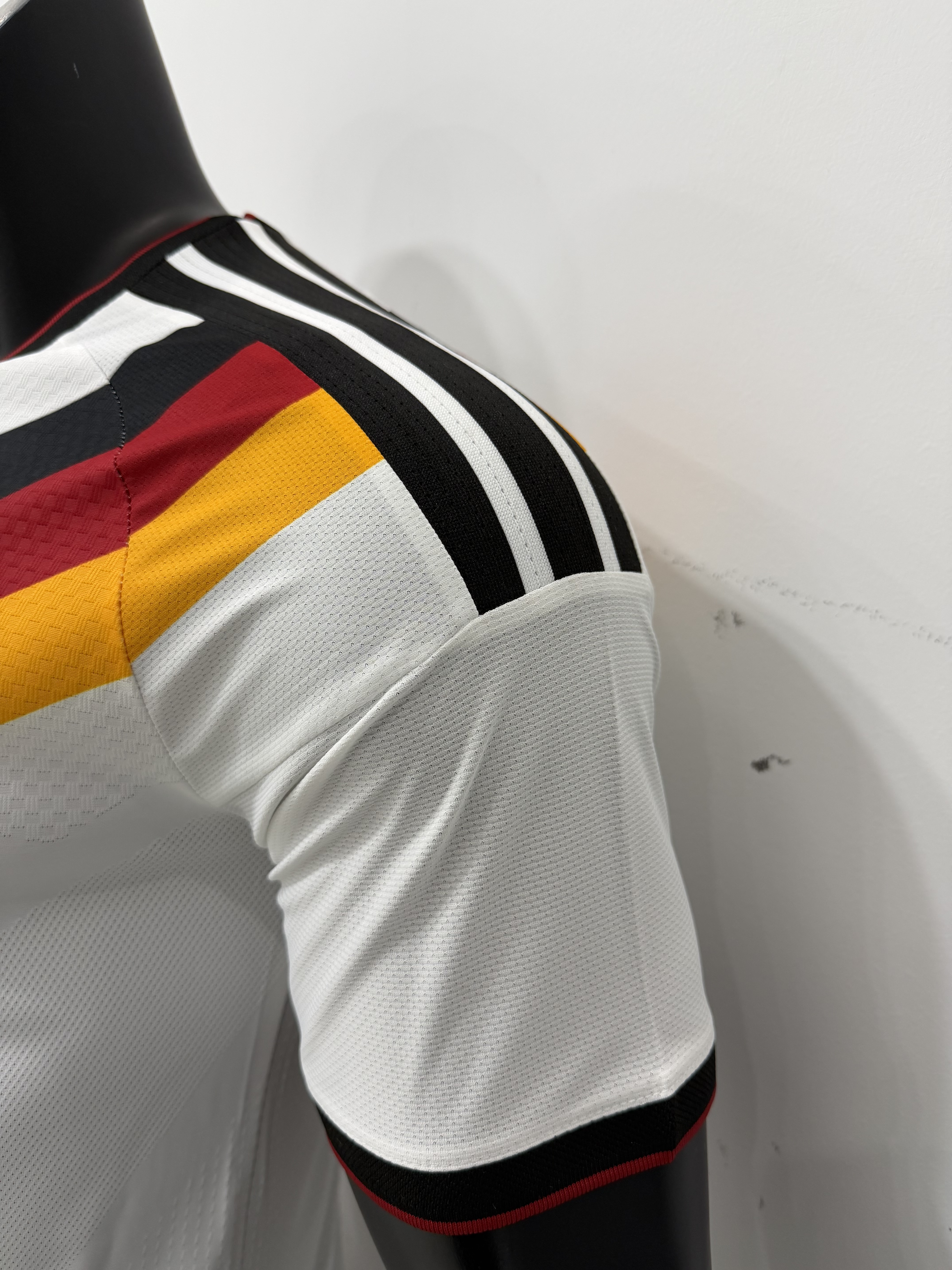 Camiseta Alemania, Local Mundial 2026