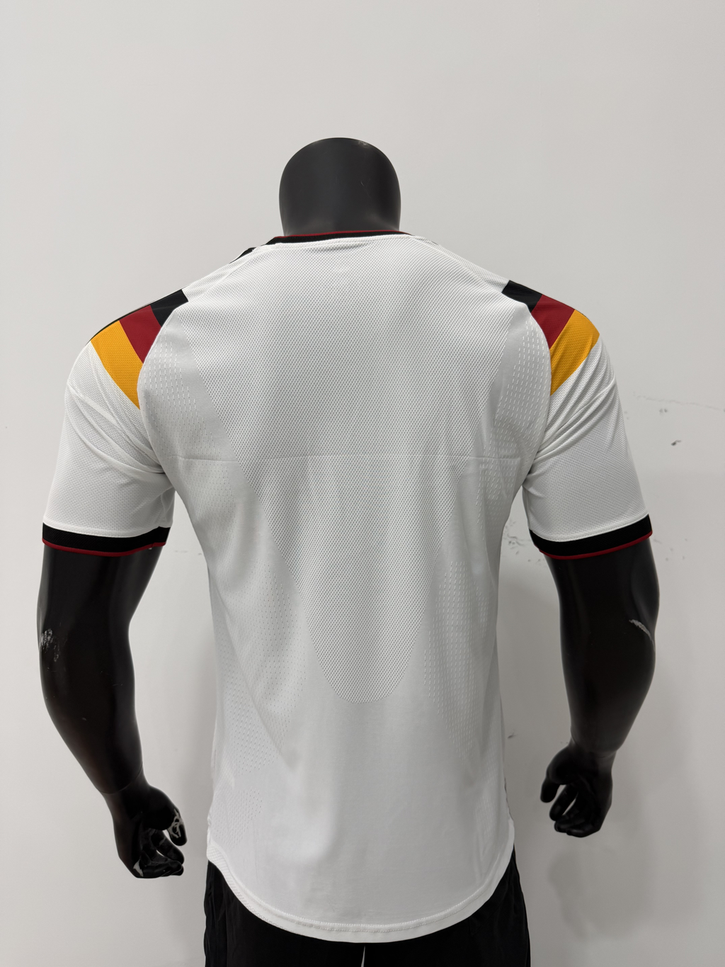 Camiseta Alemania, Local Mundial 2026