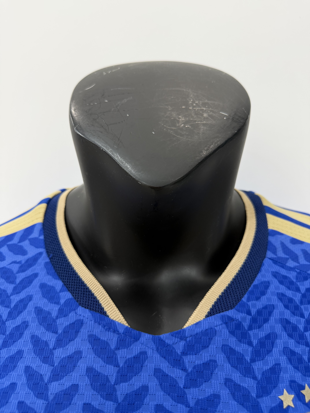Camiseta Italia, Local Mundial 2026
