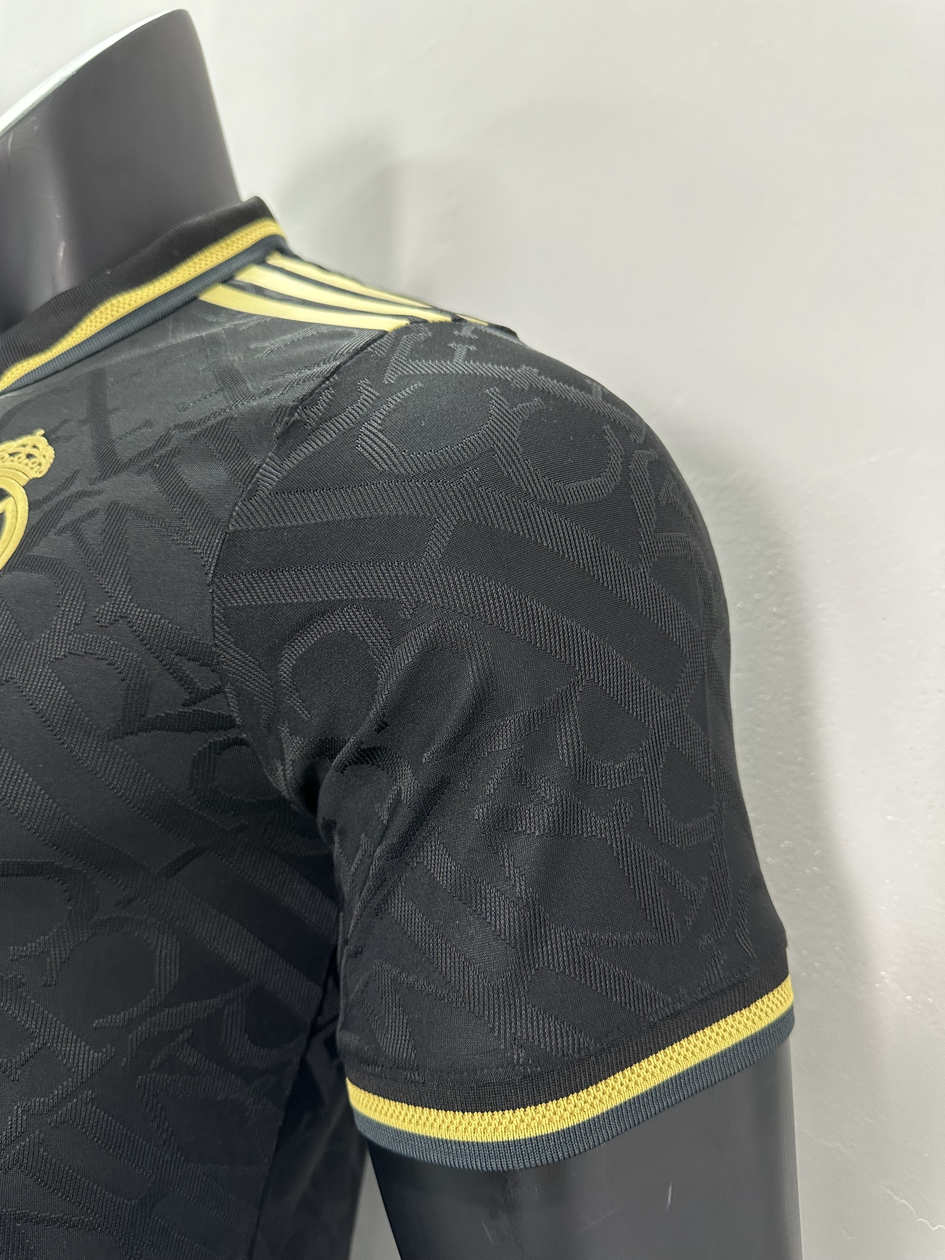 Camiseta Real Madrid, Especial Black 24-25