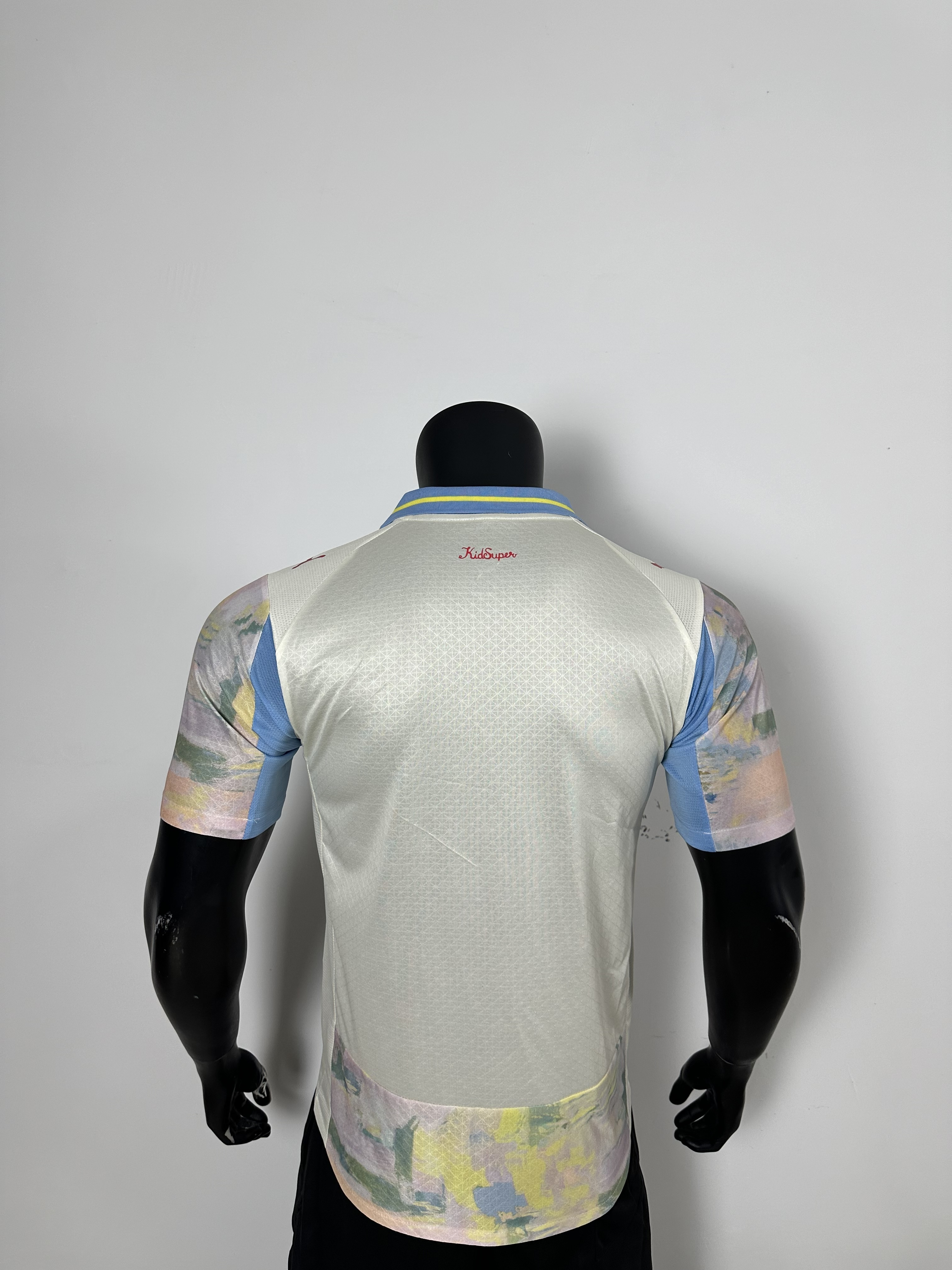 Camiseta Salzburg, KIDSUPER 2025